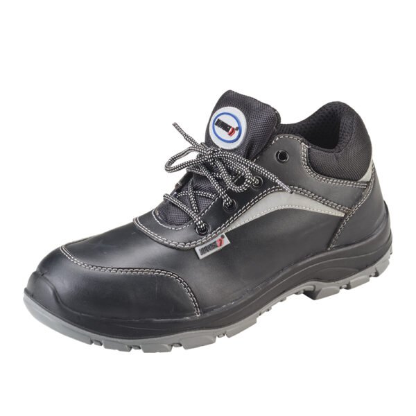 30 EDGE HIKE