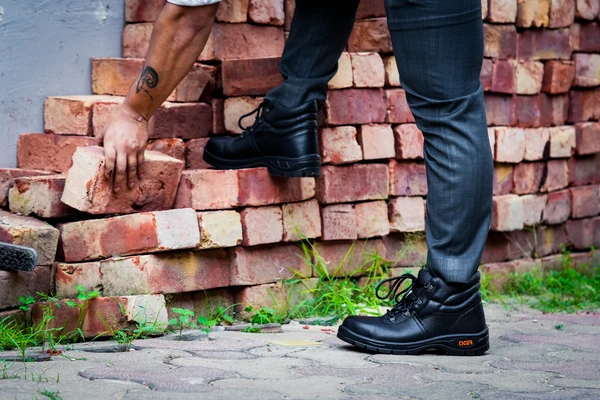 Tiger Leopard S1 EN Certified High Ankle Safety Shoes | Steel Toe PU Sole I Anti-Slip Industrial Work Boot